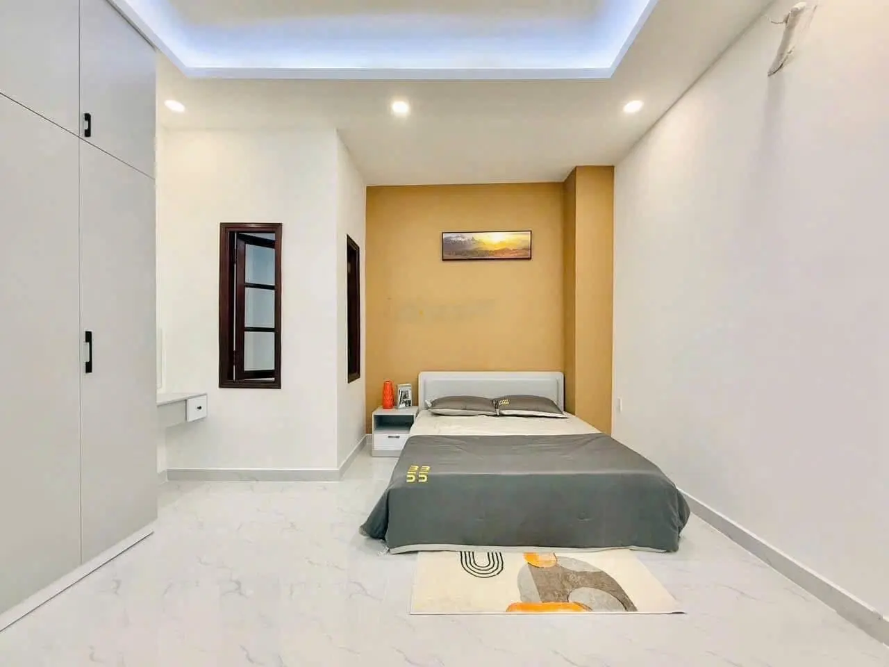 Bán nhà ngay Ngã 4 Phú Nhuận - MTĐ Cầm Bá Thước - P7 - Phú Nhuận, DT 49m2, Giá 3tỷ750, sổ riêng