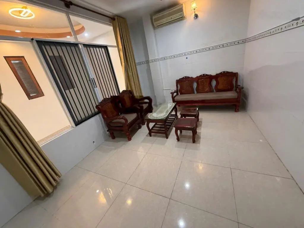 Bán nhà 5 tầng Liên Khu 10-11, 74m² - 4.2x18 - thang máy,tặng full nội thất, chỉ nhỉnh 7 tỷ