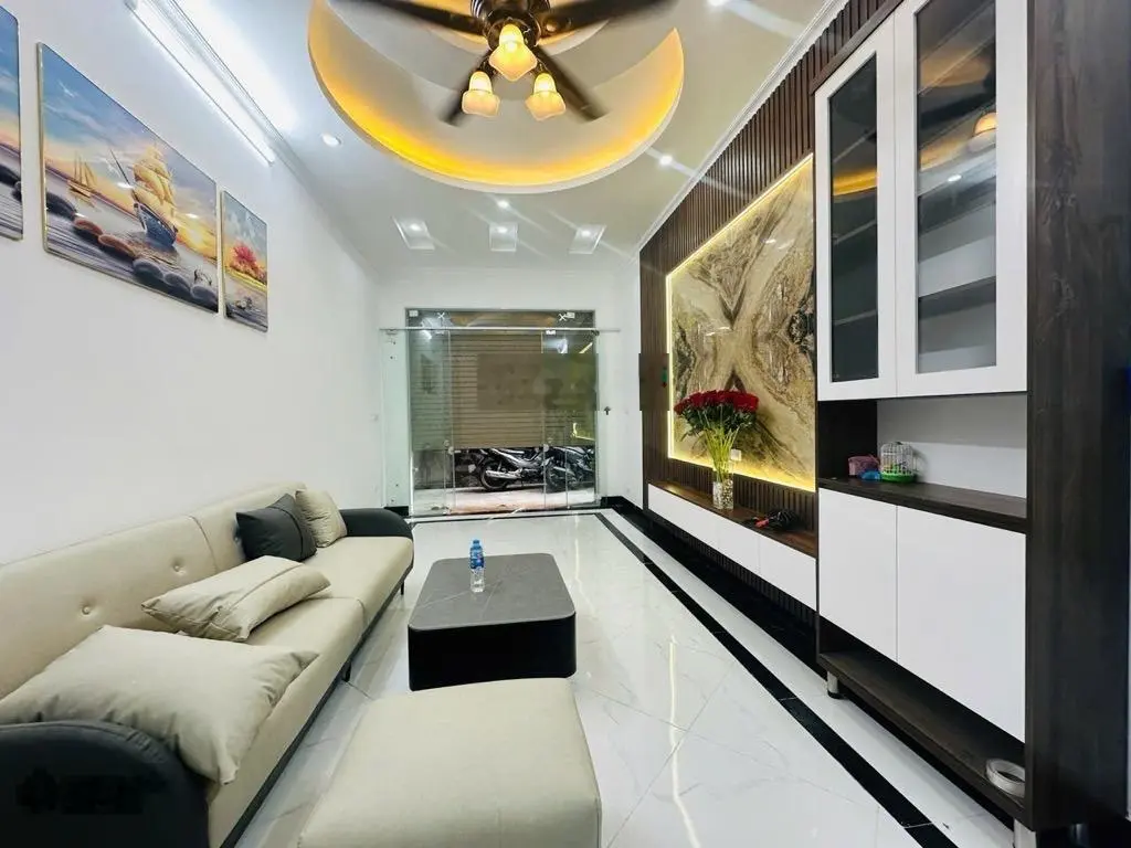 Minh Khai - Hbt - Nhà Đẹp Giá Rẻ Chỉ 7,78 Tỷ Có Nhà 45m 4 ngủ Sát Mặt Phố To, Chuẩn Trung Tâm Quận