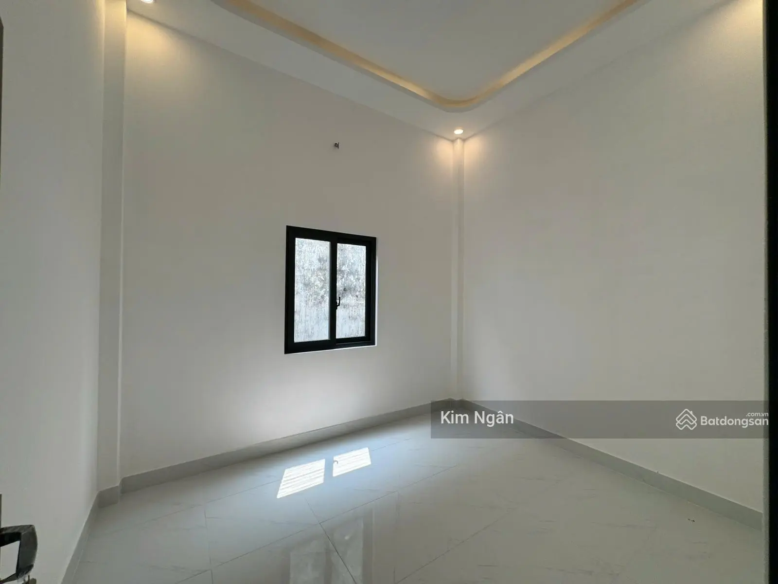 Bán nhà 98m2 thị trấn cần giuộc, cách ql50 chỉ 50m, nhà mới xây 2pn, 2wc, sân rộng để ô tô.