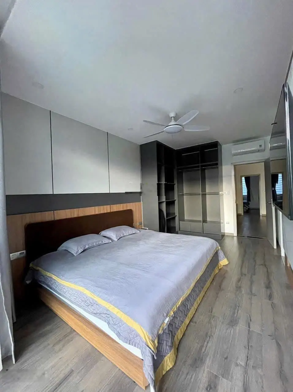 Bán nhà đẹp Mỹ Gia Gói 8 The Capella gần hồ bơi, LH: 0762 111 ***