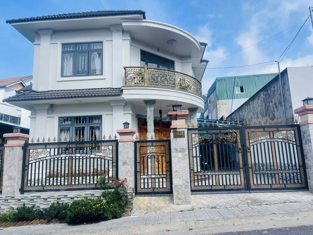 🏡Biệt thự Mặt tiền Yersin Đà Lạt rộng hơn 263m2 đi ra hồ chỉ 3 ph