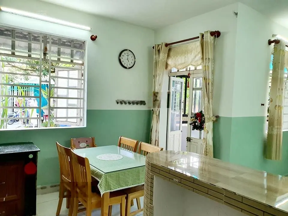 Cần bán nhà đẹp, nở hậu, 2 mặt tiền gần đường Vành Đai 3, đại học Thủ Dầu Một