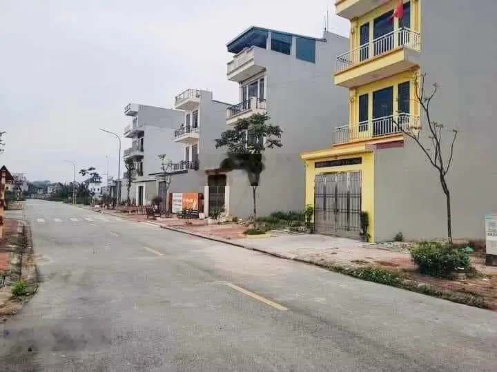 Bán lô đất 90 m2 đấu giá Kim Chân, thành phố Bắc Ninh