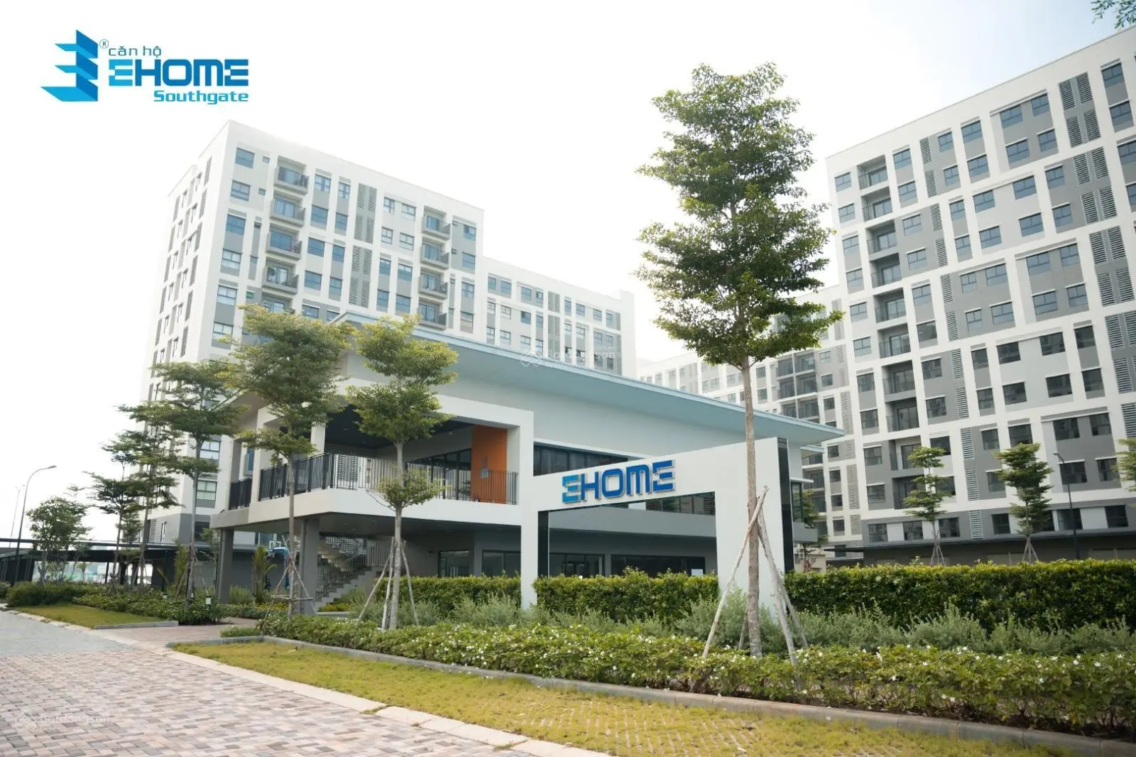 Cần bán căn hộ Bến Lức Ehome Waterpoint giá 1,02 tỷ, tiện ích hồ bơi, gym, TTTM. LH 0906 499 ***