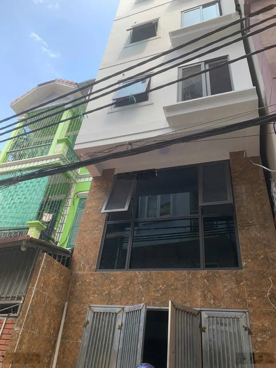 Cơ hội đầu tư tòa CCMN 8 tầng thang máy 16 căn hộ cho thuê - ngõ thông ô tô vào nhà gần đường lớn