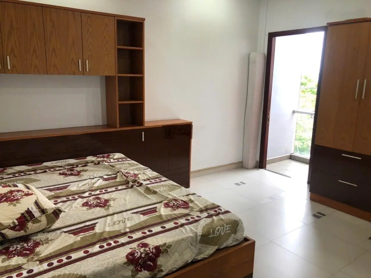 bán nhà mặt tiền Nguyễn Văn Quá, 6.22x31m, 5 tầng, có hầm, 18ty, Đông Hưng Thuận, Q12