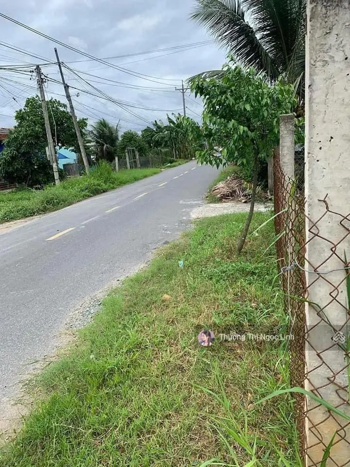 Bán gấp đất MT đường Lưu Hữu Phước, phường 1, gần trường cao đẳng nghề Trà Vinh. DT 120m2/500tr SHR