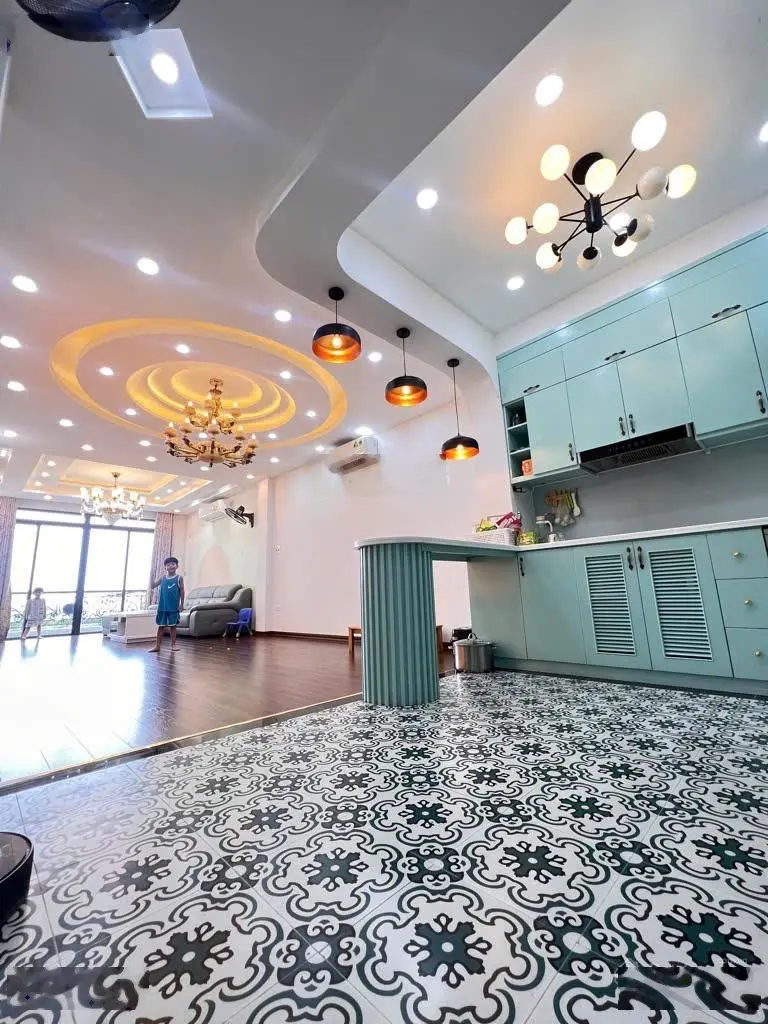 Bán nhà 6 tầng, thang máy, gara 2 ô tô, Phúc Lợi, Long Biên - Giá 14,65 tỷ
