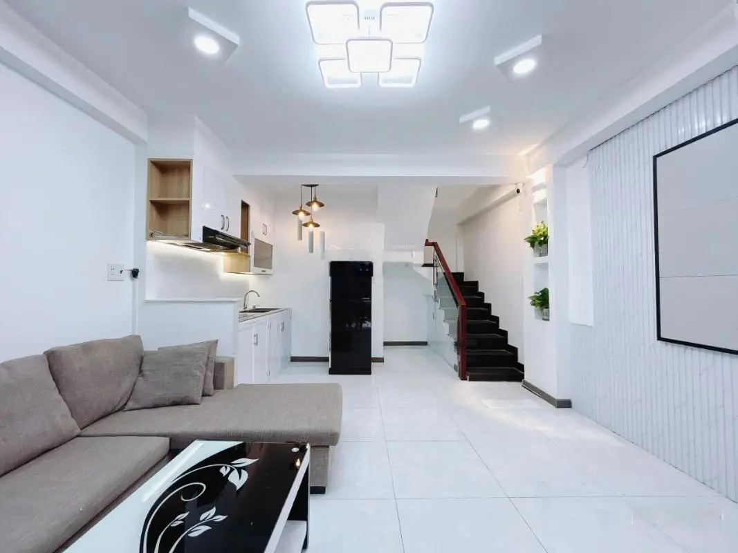 Nhà mới ở ngay Huỳnh Tấn Phát, Quận 7, DTSD 60m2, 2 tầng, sổ riêng, hoàn công, 3.5 tỷ