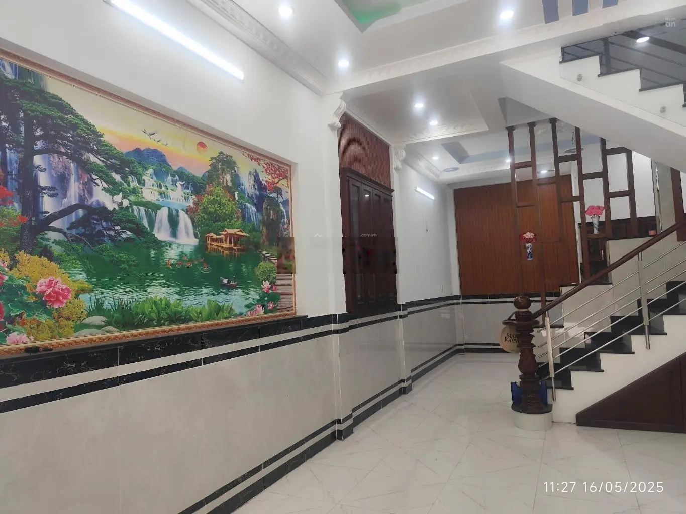 Nhà 3 tầng ngang 5m rộng rãi - hẻm xe hơi - 4 phòng ngủ, 4 tolet, phường Hiệp Thành - Quận 12