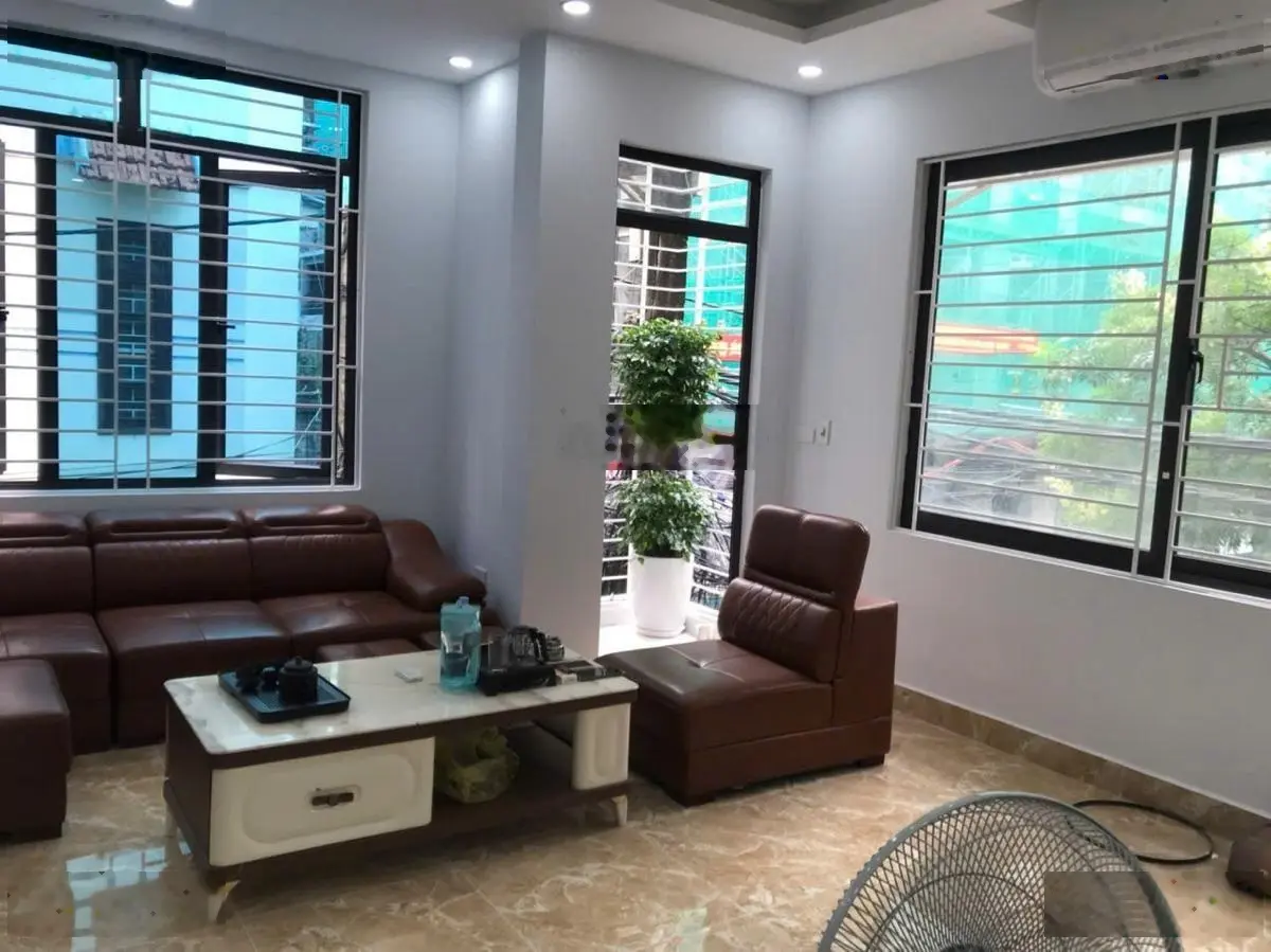 Bán gấp nhà siêu hiếm lô góc Phùng Chí Kiên 55m2 x 6 tầng mặt tiền 12m kinh doanh văn phòng