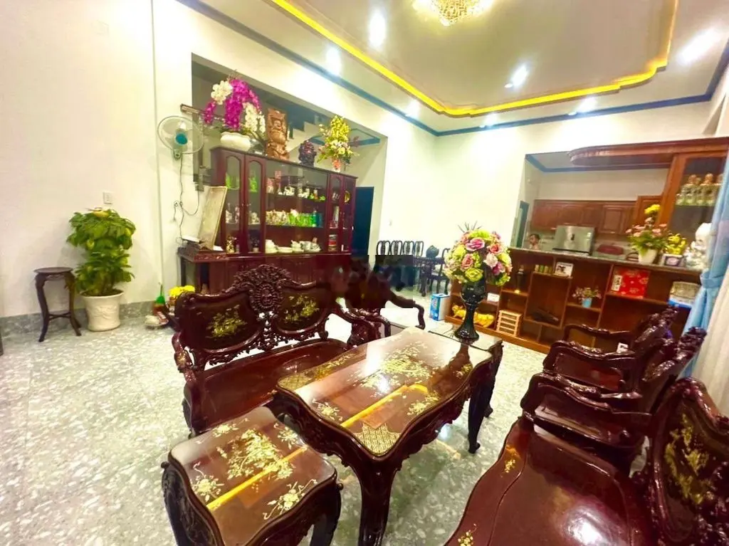 NHÀ BIỆT THỰ MÁI THÁI, PHƯỜNG 8, TP VĨNH LONG