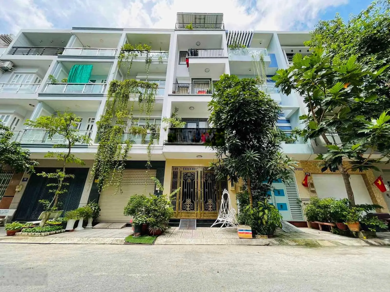 Bán nhà phố 3 lầu (4x17,5m), P. Phú Mỹ, Q.7 Khu Công Ích Quận 4 liền kề Phú Mỹ Hưng giá 11,5 tỷ
