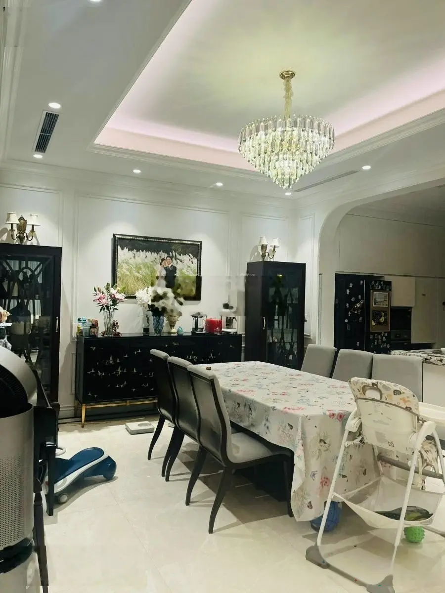 Duy nhất bán 1 căn biệt thự siêu đẹp H7 Starlake Tây Hồ 215m2 MT 23m đẹp nhất dãy H7. Giá: 96,8 tỷ