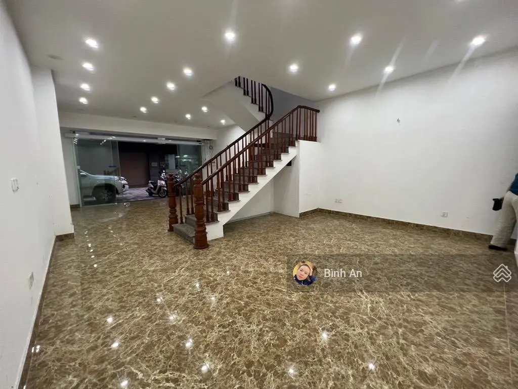 Bán gấp nhà kđt định công liền kề đẹp nhất khu. ngay đường vành đai 2.5m diện tích 70m 5 tầng 23ty