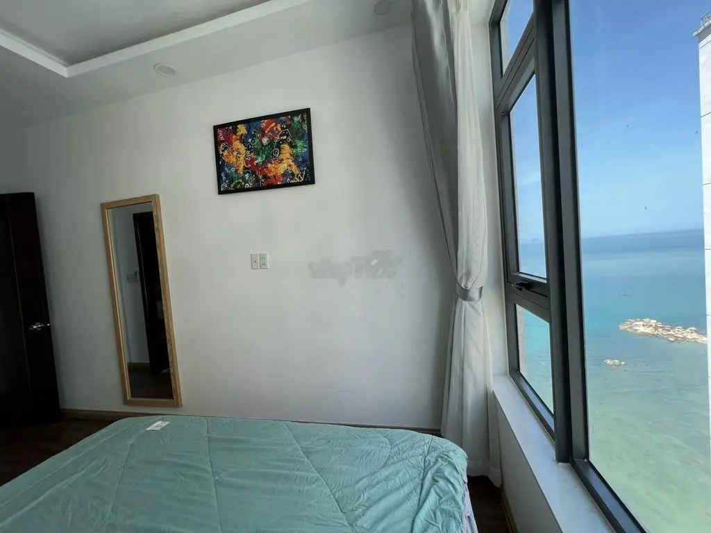 Chủ nhà buông xuôi bán tháo căn góc biển 65.66m2 giá quá rẻ 2.85 tỷ