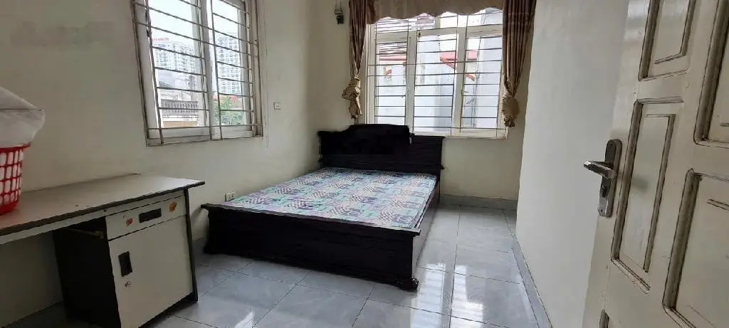 Phố phúc lợi - long biên- Nhà dân xây - ngõ ô tô đỗ cổng - giá đầu tư