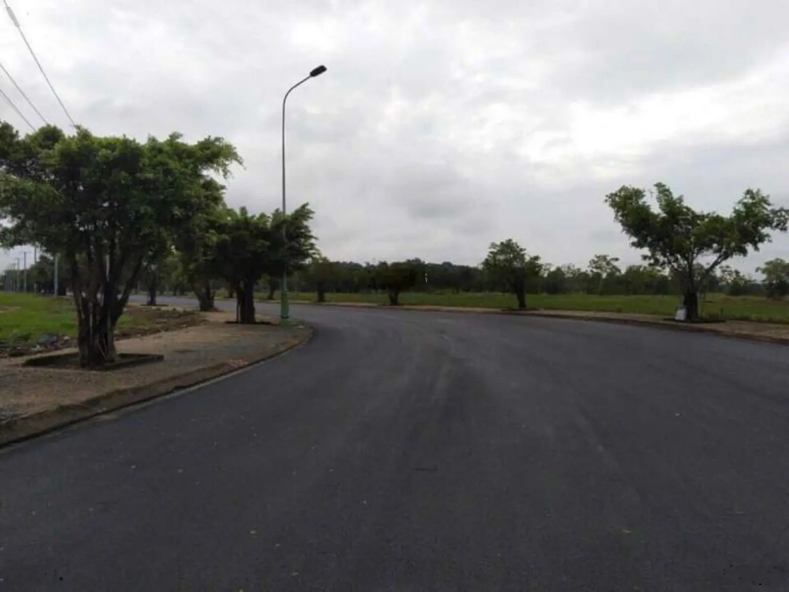 BÁN 52 NỀN ĐẤT SỔ SẴN GIÁ NGỘP TẠI BIÊN HOÀ