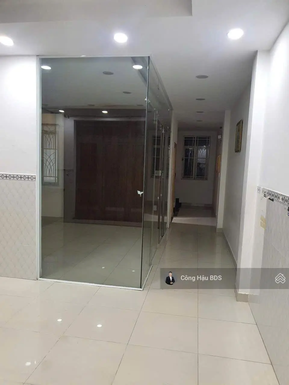 Nhà Trệt- 2 Lầu Sổ Hoàn Công. Gần Chợ Dĩ An 1. DT: 104M2 (5x 21m). Đường 5M. Giá: 5 Tỷ TL