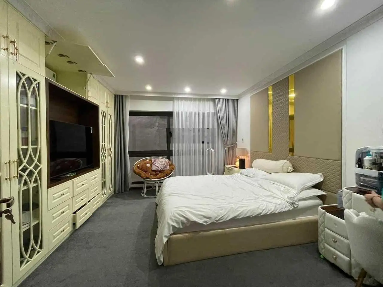 Bán nhà mặt phố Xã Đàn 120m2x7T, gần ngã tư ô chợ dừa, KD mọi loại hình, giá 55.5 tỷ