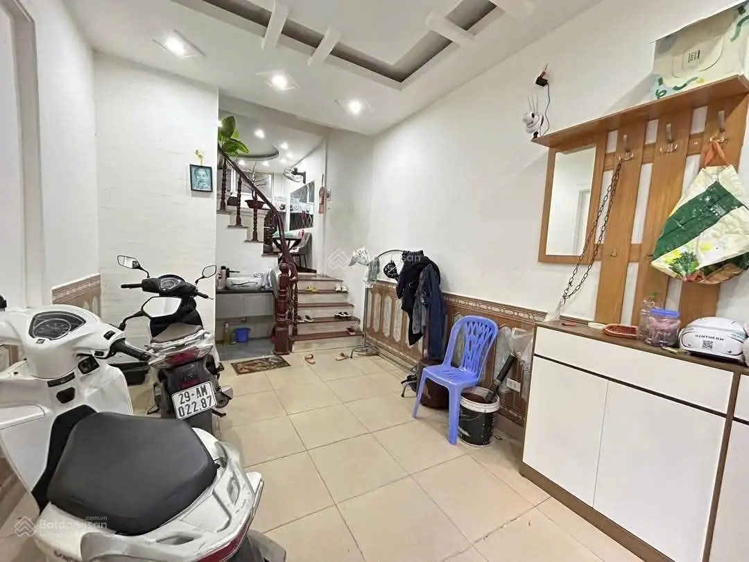 Bán Gấp Nhà Mễ Trì, 38mx 4 Tầng, Giá: 6,65 tỷ, Vị trí đẹp, Gần phố, Lh 0968.371.359