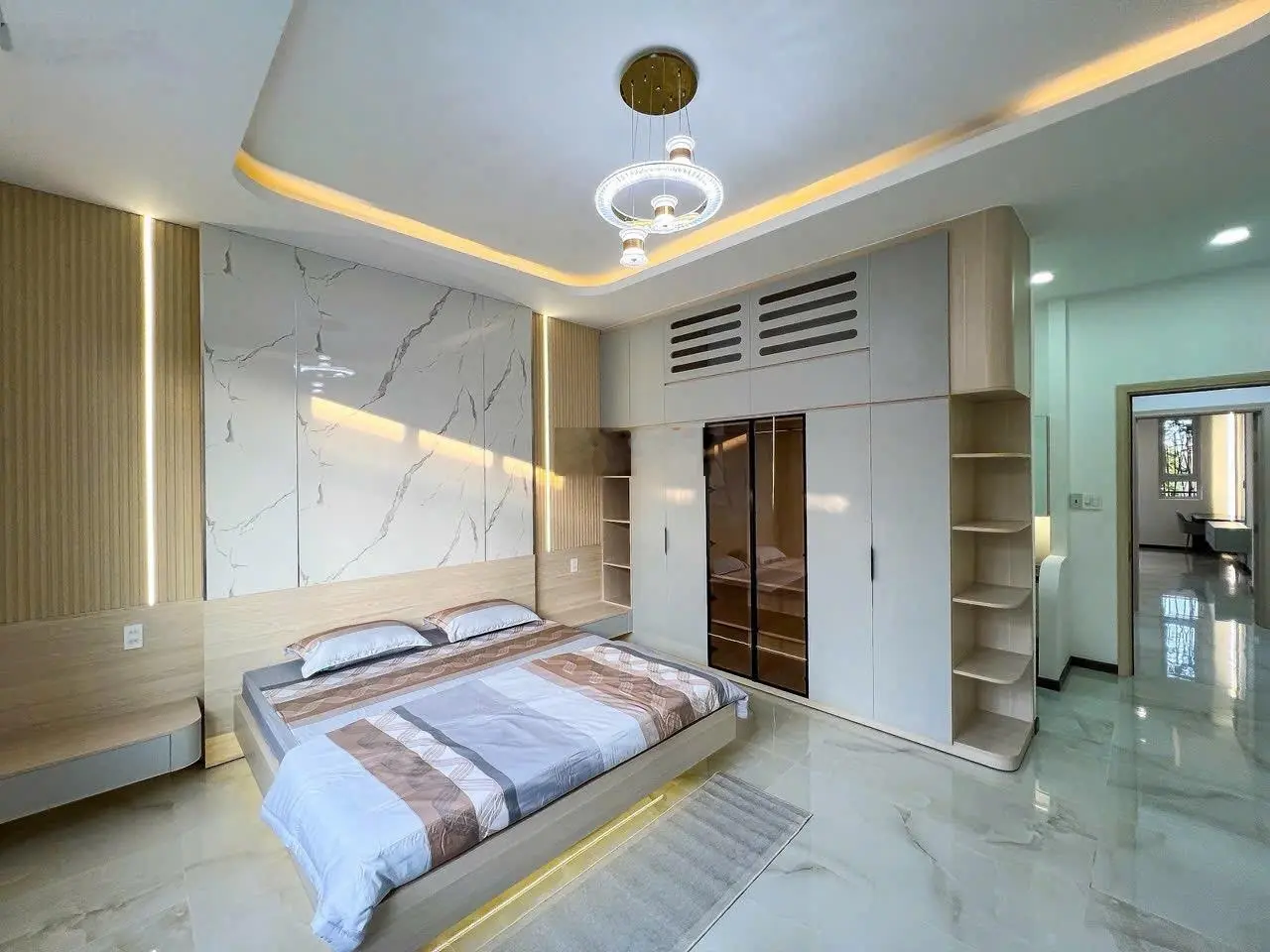 Cần vốn bán gấp nhà mới xây rẻ nhất khu