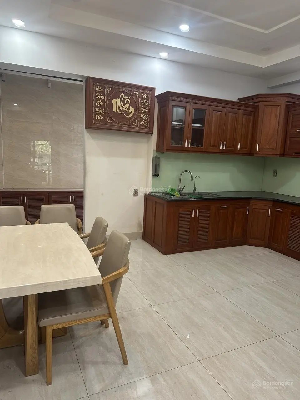 Bán nhà mặt tiền đường Bưng Ông Thoàn giá 15,2 tỉ diện tích 300m2