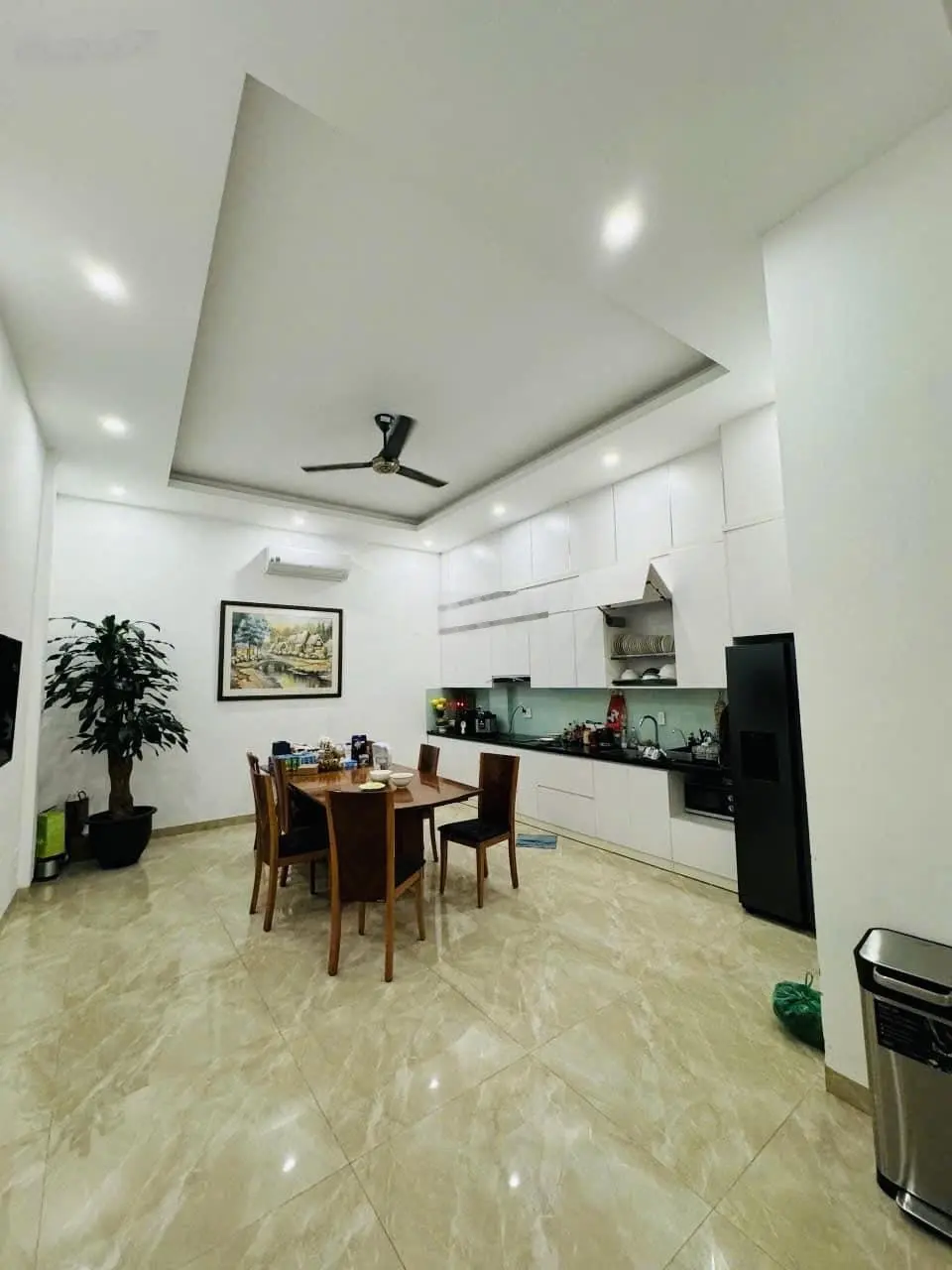 Phân lô Đội Cấn Ba Đình - gara ô tô - ô chờ thang máy - 2 thoáng - DT 101m2 x MT 5.2m - nhỉnh 25 tỷ