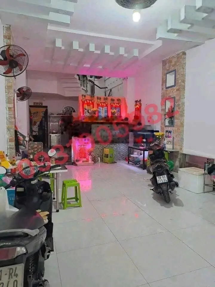 Bán nhà mặt tiền chợ bờ ngựa giá 1tỷ2