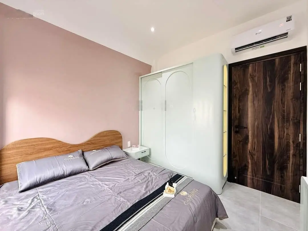 Bán nhà gần Vincom Phan Văn Trị full nội thất một trệt 2 lầu giá 4,99 tỷ TL