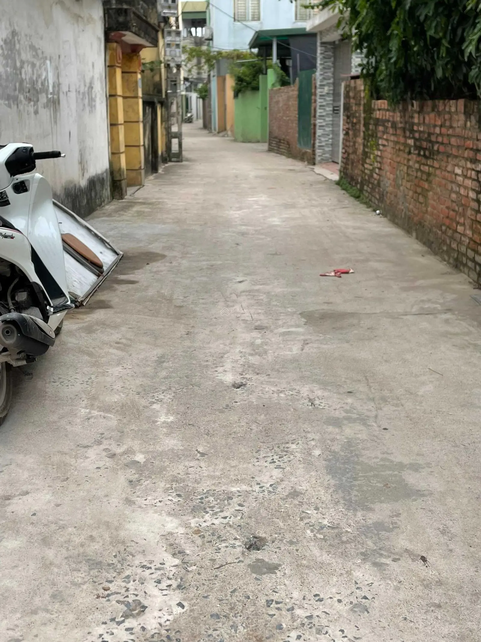 Bán 44.3m2 đất thổ cư sổ đỏ thị trấn Trạm Trôi, Hoài Đức, Hà Nội