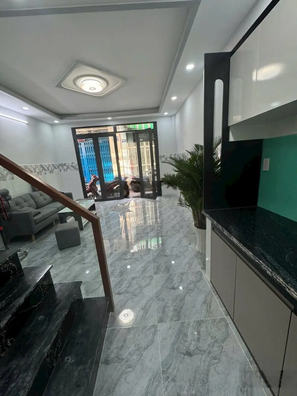 Chính chủ bán gấp nhà đường Đình Nghi Xuân giáp Tân Phú [4.5m x 7m ] Trệt ,2 lầu ,2PN ,3WC