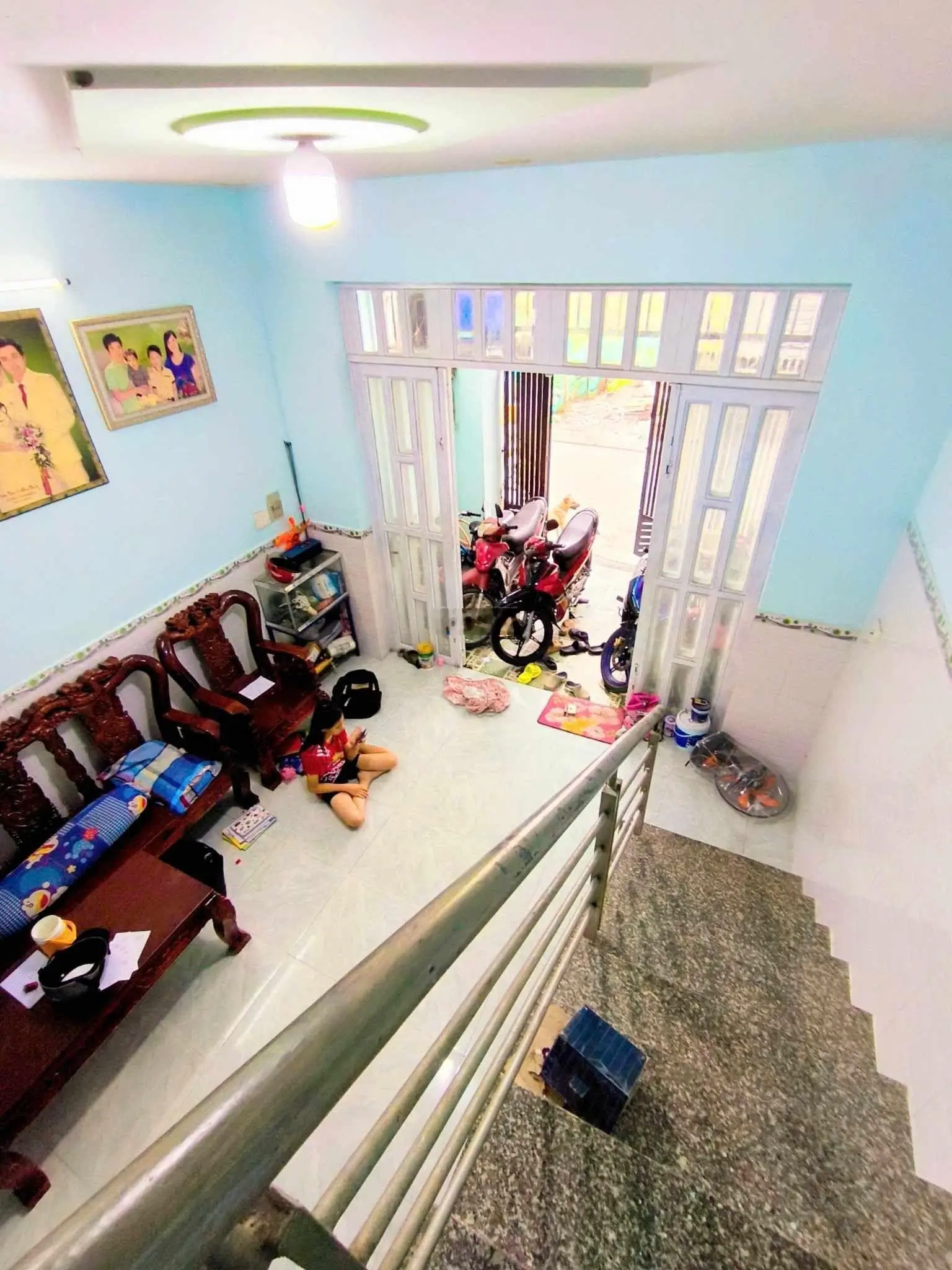 Gấp bán giá rẻ - nhà phố 2 tầng - 56m - gần chợ Long Phước đường ô tô