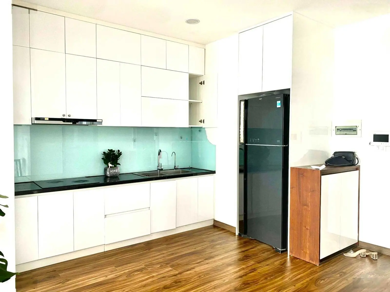 Chính chủ bán căn 2 phòng ngủ chung cư Tây Nam Đại học Thương Mại 5A 7A Lê Đức Thọ