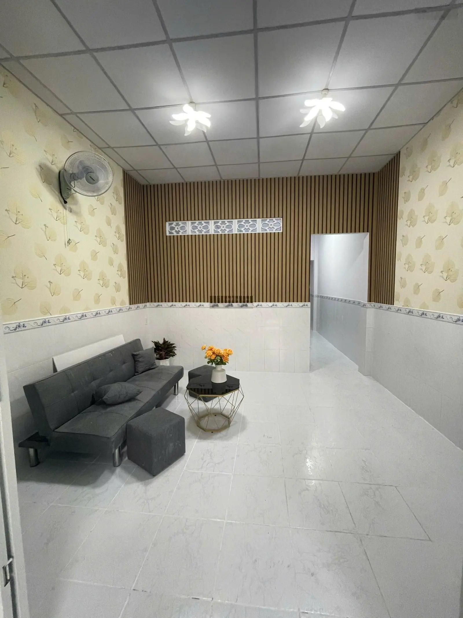 Bán nhà riêng tại thị trấn Hóc Môn, 60m2 (4mx15m), 570tr, sang tên trước lễ 30/4 thương lượng mạnh