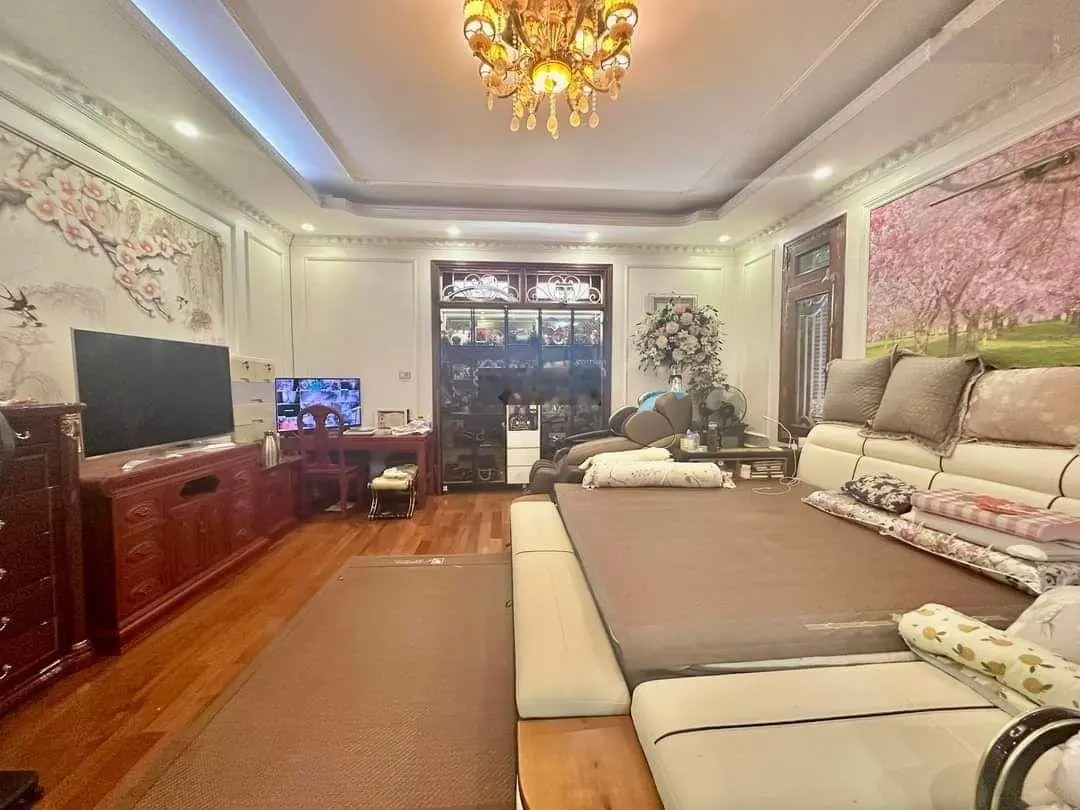 Bán biệt KĐT Văn Phú, Hà Đông, lô góc, 2 mặt phố sầm uất, ở cực sướng, bạt ngàn tiện ích xung quanh