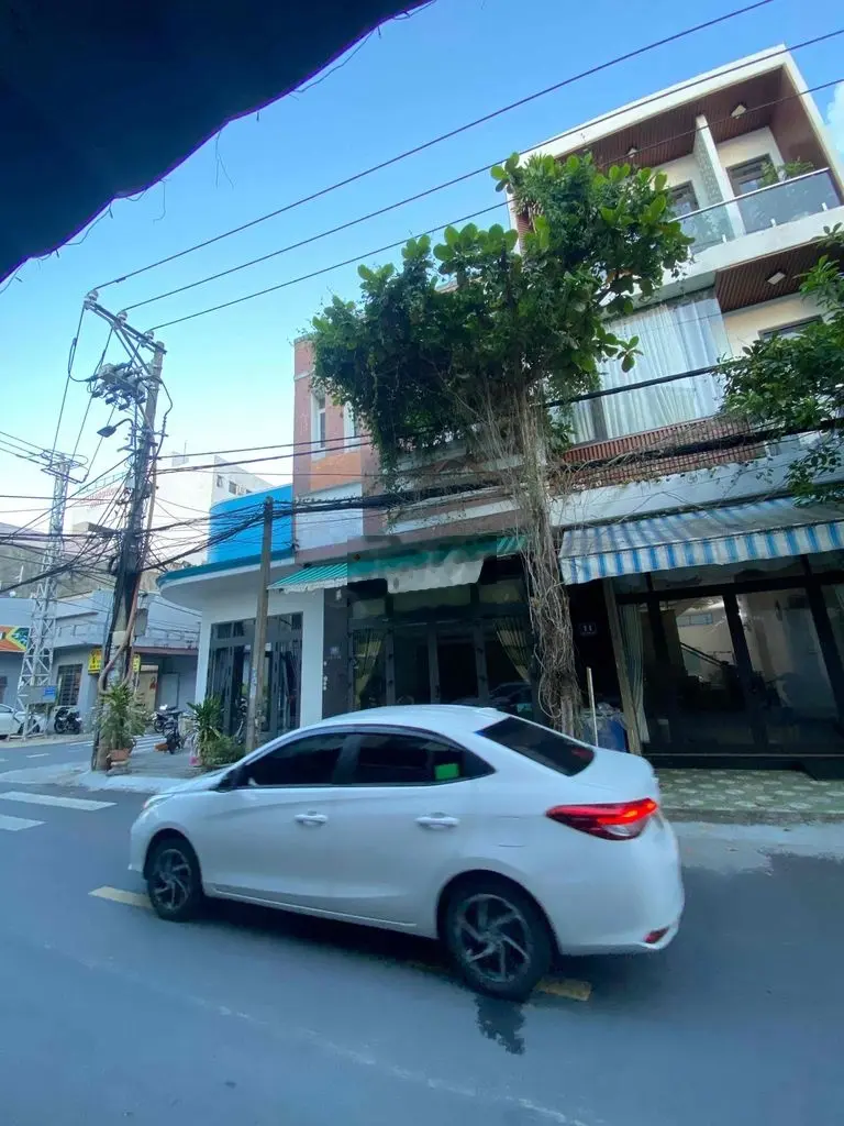 Tôi bán nhà 2.5 Tầng MT Đặng Đình Vân sát biển NTT chỉ 4.55 Tỷ MTG
