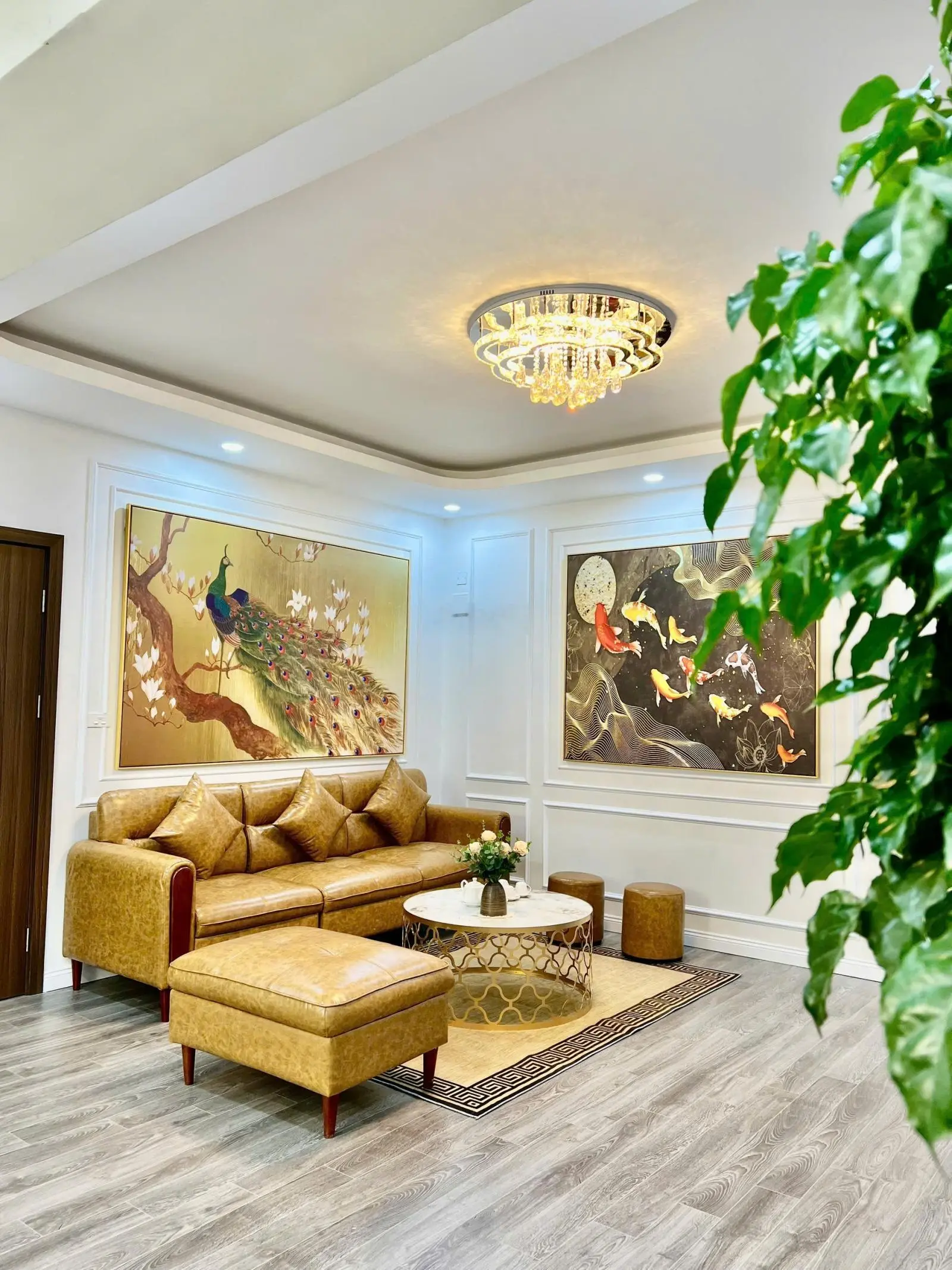 Bán CH dự án 60B Nguyễn Huy Tưởng, diện tích 97,4m2 thiết kế 3N-2W, full nội thất, giá 5,8 tỷ