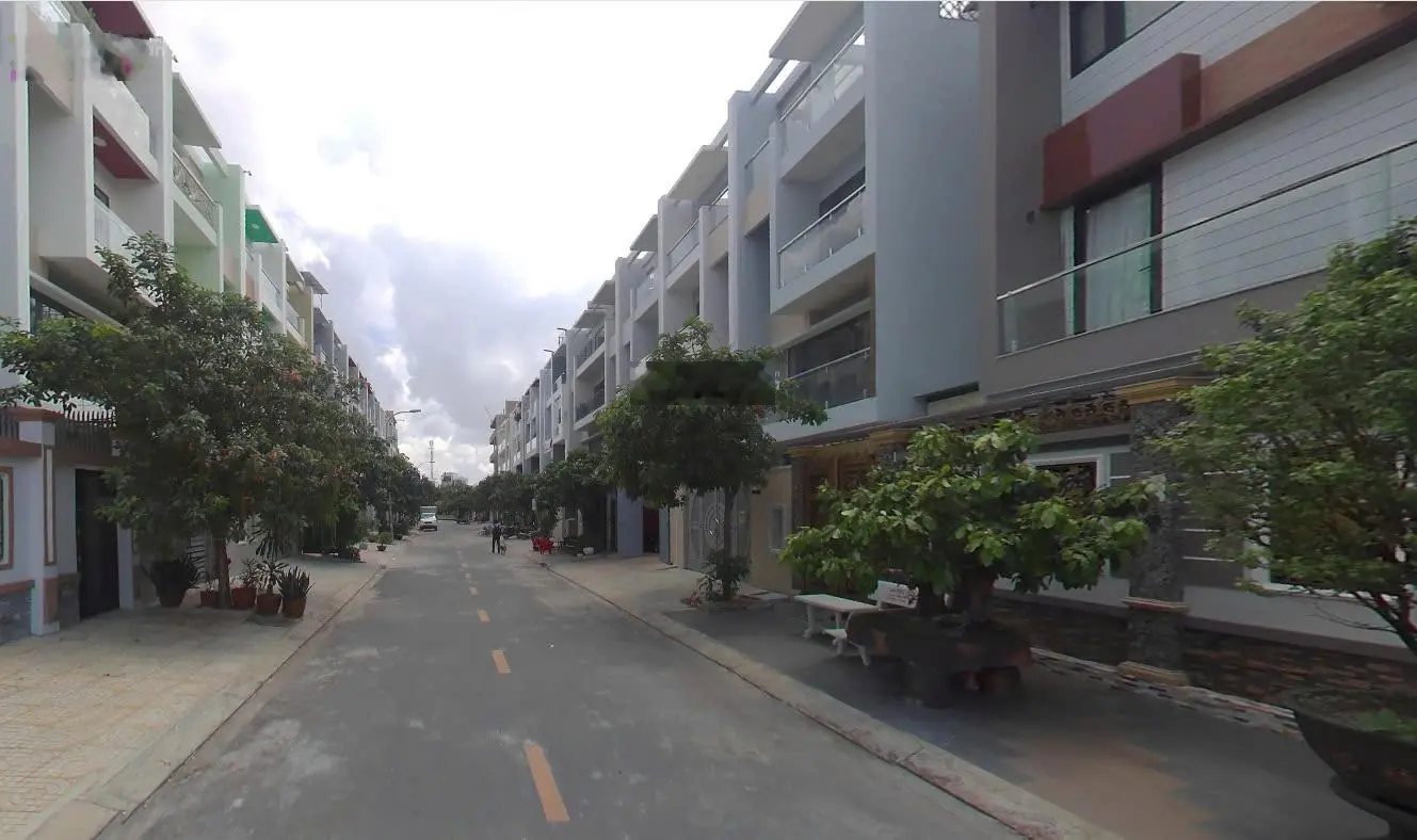 Cực hiếm. Mặt tiền KDC Bình Phú 1 (5x19m). Nhà 4 tầng. Giá 12.9 tỷ