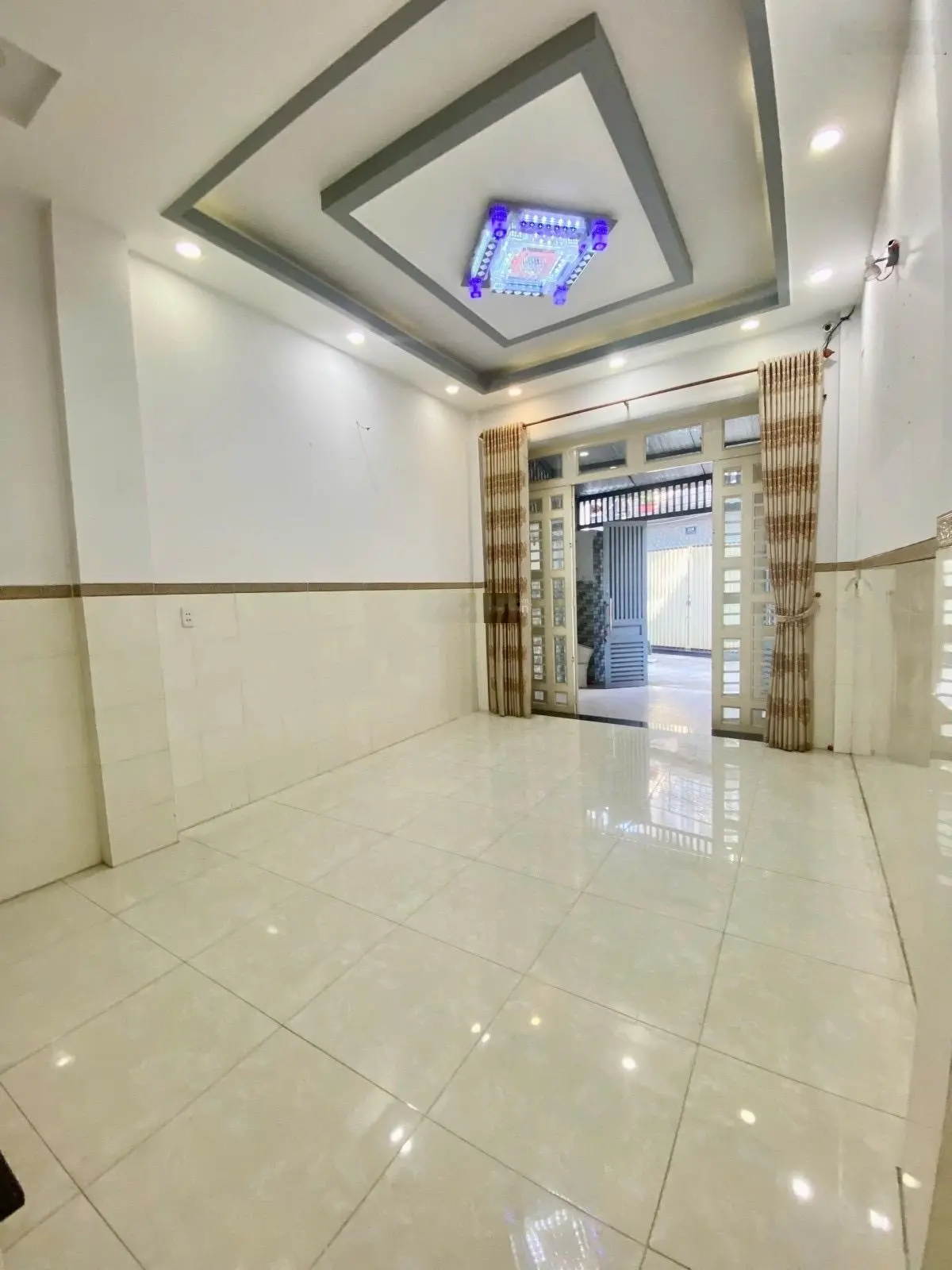 Bán NR 4PN, 4WC tại Hiệp Thành, 4,65 tỷ, 65m2, giá cực chất!