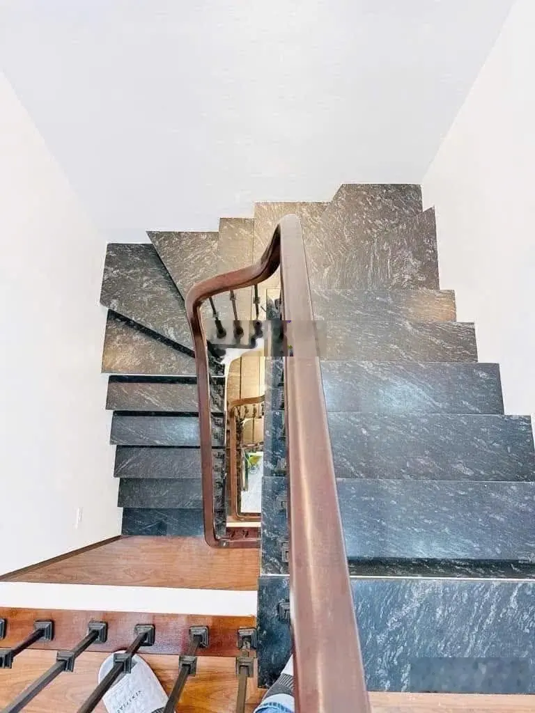 Nhà đẹp Nguyễn Đức Cảnh khu đất vàng Bách Kinh Xây, DT 42m2*4T*MT 4.5m siêu rộng, an sinh đỉnh