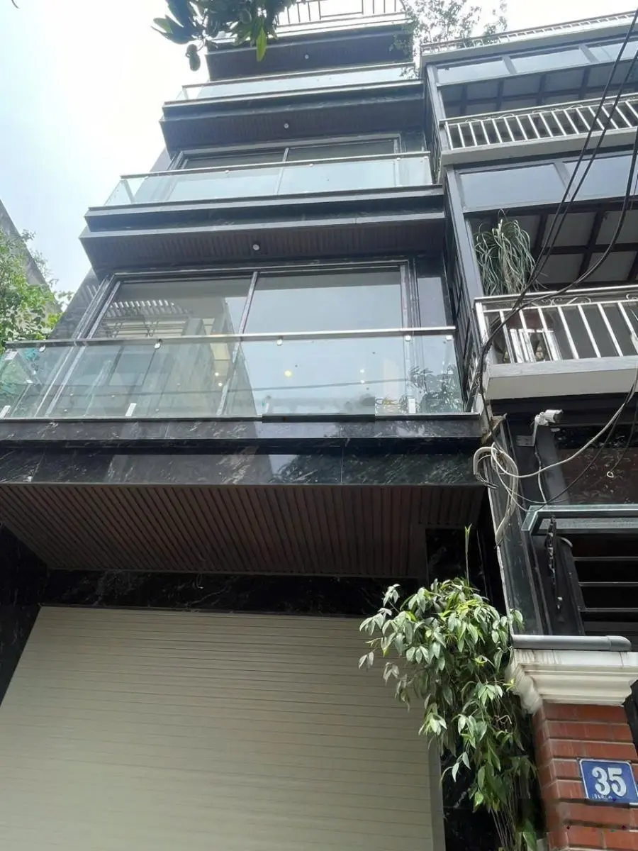 Bán nhà bồ đề , long biên 60m2 , 16,3ty mt4met ,thang máy, gara ôtô, 6 phòng ngủ.fun nội thất