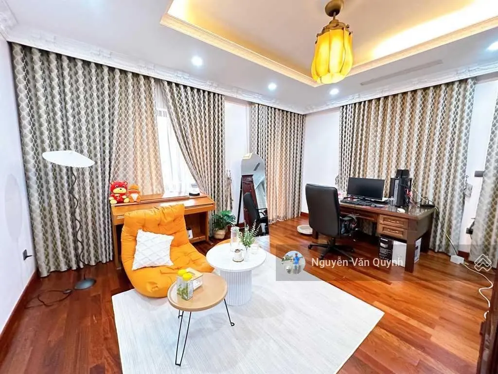 Bán biệt thự Lưu Hữu Phước, diện tích 273m2, lô góc mặt tiền 36m 5T nổi 1 tầng hầm, chủ thiện chí