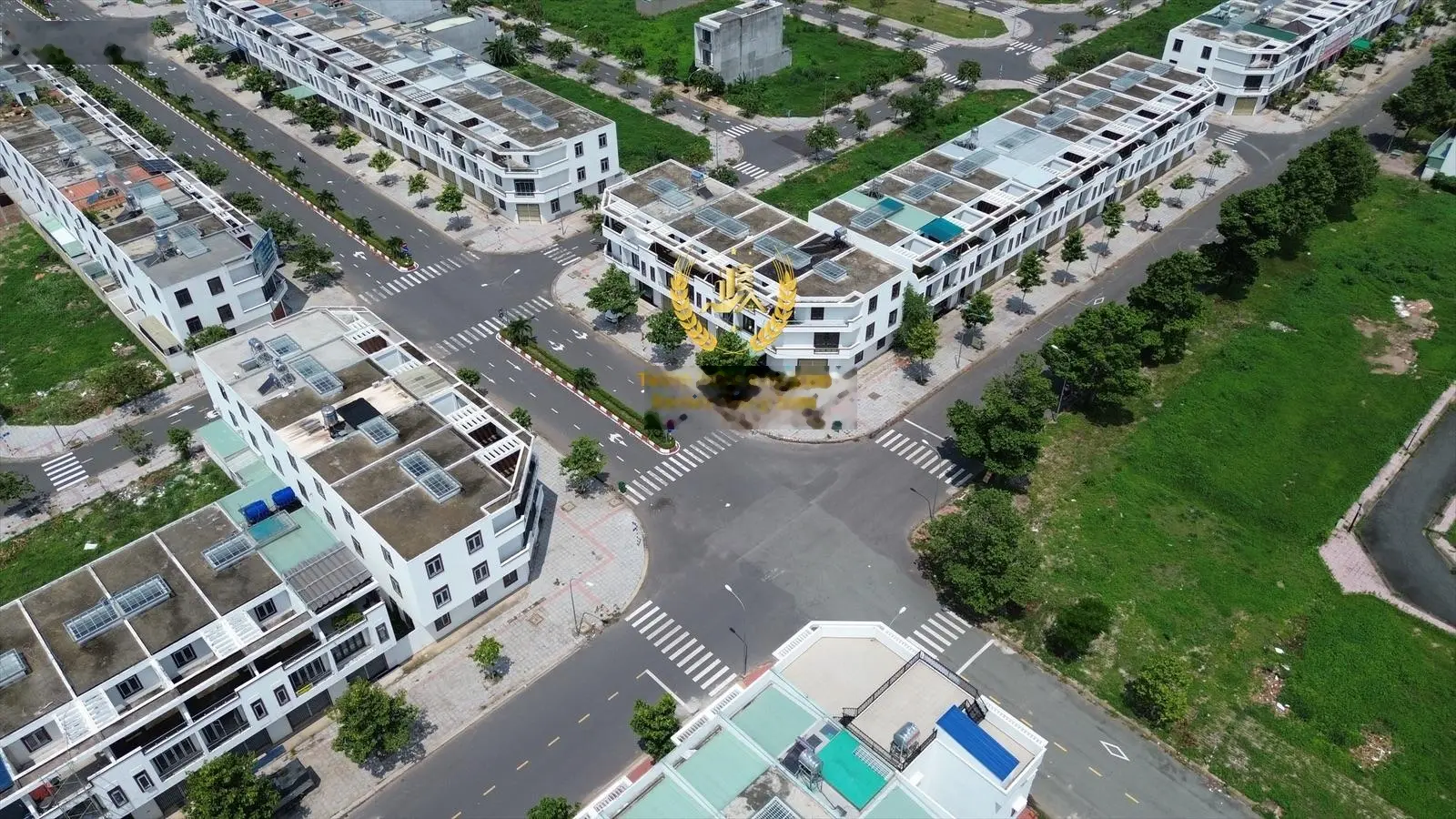 Bán đất đối diện trường học khu đô thị Bàu Xéo giá 1.550 tỷ