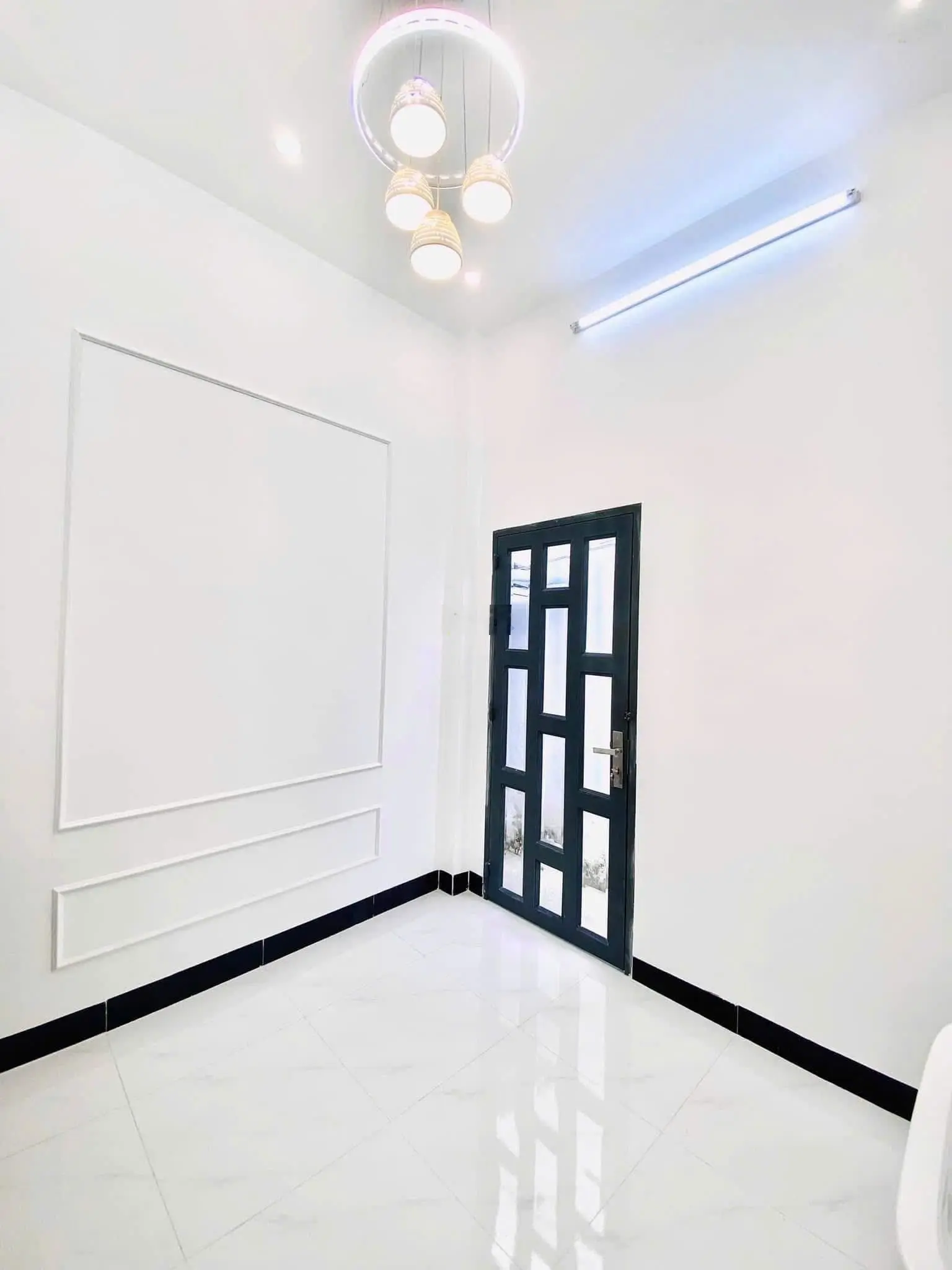 Nhà Phố tại Đỗ Xuân Hợp, Quận 9, 3,15 tỷ, 60m2 , 2PN, 2WC, Đường Oto, Cho Thuê Kinh Doanh Sầm Uất.