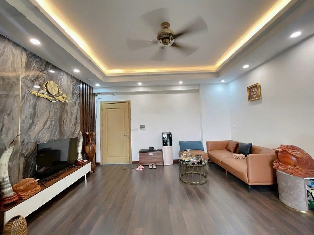 Bán căn 2pn CT12 Văn Phú, căn góc 77m2 giá chỉ 3, x tỷ. Lh 0985138652