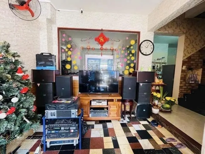 Nhà mặt tiền hẻm Nguyễn Quý Anh, Tân Phú, 4 X12m, đường 8m, 2 tầng, 6.5 tỷ