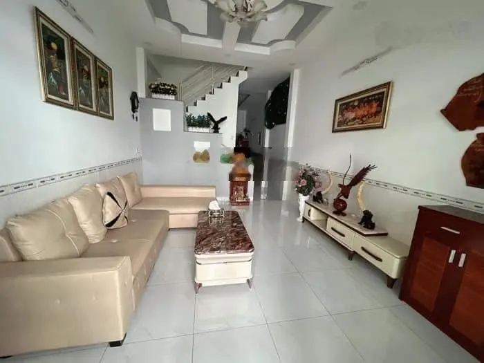 Định cư nước ngoài cần bán gấp căn đẹp Nguyễn Sỹ Sách,P15 Tân Bình chỉ 4tỷ860/62m2.Sổ sang tên ngay