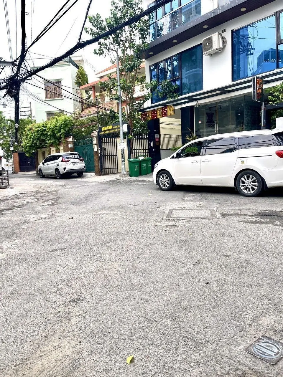 Trần Quang Diệu, Phường 14, Quận 3, DT 7.5*12m, nhà 5 tầng, hẻm xe hơi, giá 11.5 tỷ TL